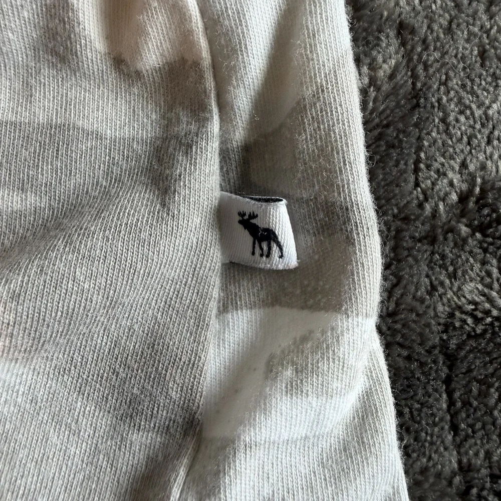 Abercrombie Kids Girls XL Grey Pink‎ Camouflage T-Shirt Tie Front Knot